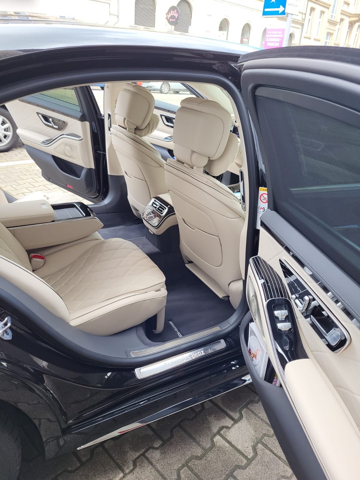 Aussaugen des Fußraumes 2